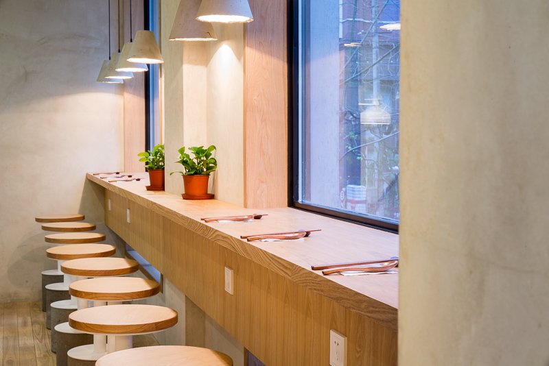 Pure & Whole (Yanping Lu) on SmartShanghai