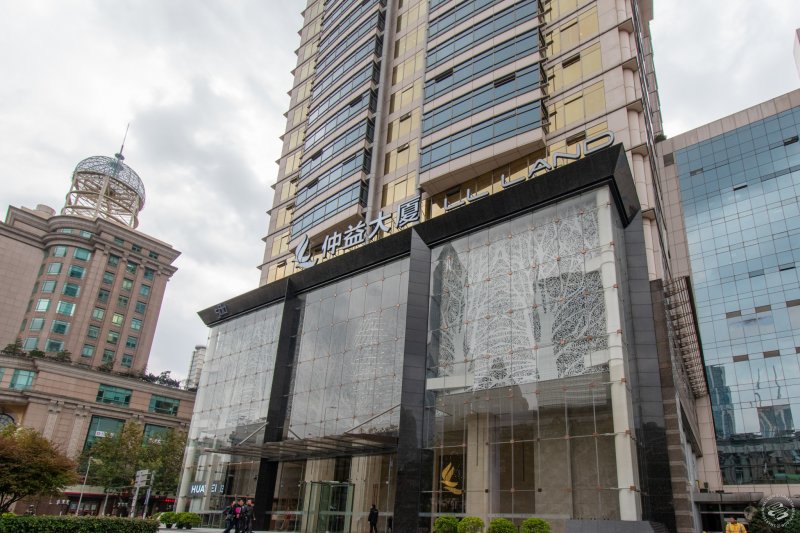 Zhongyi Mansion on SmartShanghai