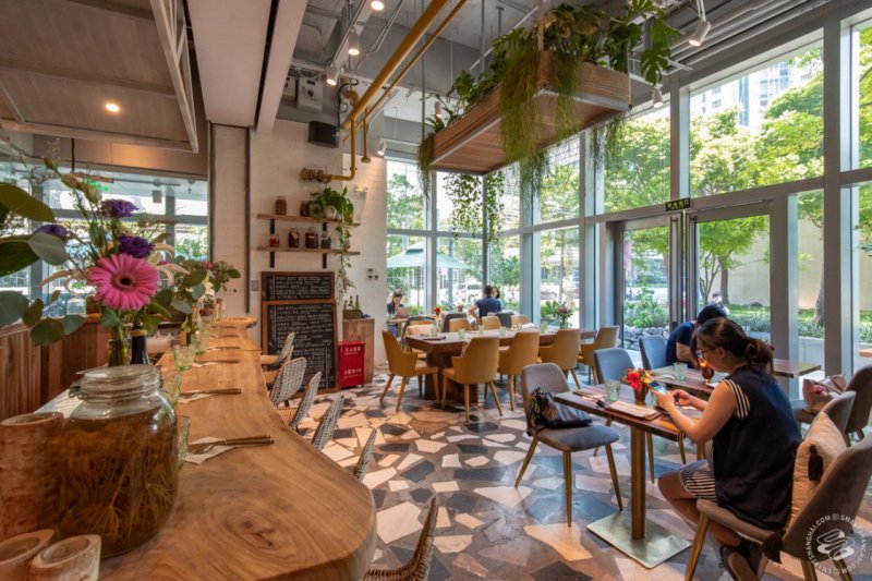 O'Mills (Jing'an Kerry Center) on SmartShanghai