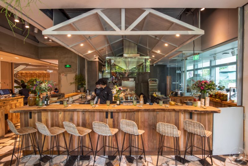 O'Mills (Jing'an Kerry Center) on SmartShanghai