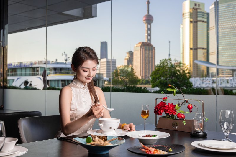 Riviera Songhelou on SmartShanghai