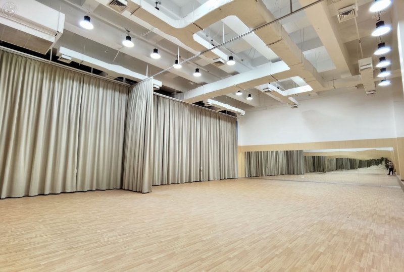 Vera International Rhythmic Gymnastics Club on SmartShanghai