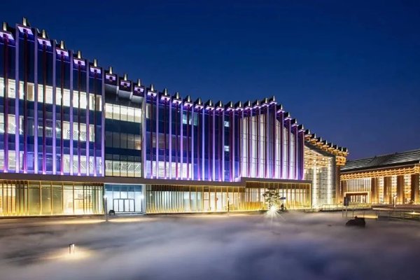 Shanghai Poly Yunjian Theatre on SmartShanghai